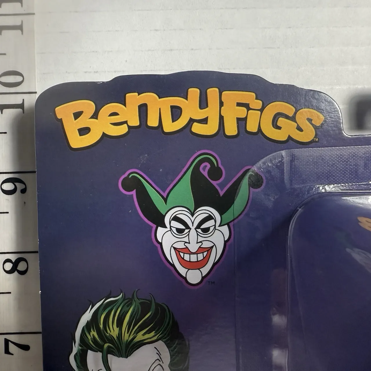 Noble Collection DC Joker BendyFig 19cm Collectible - Image 7