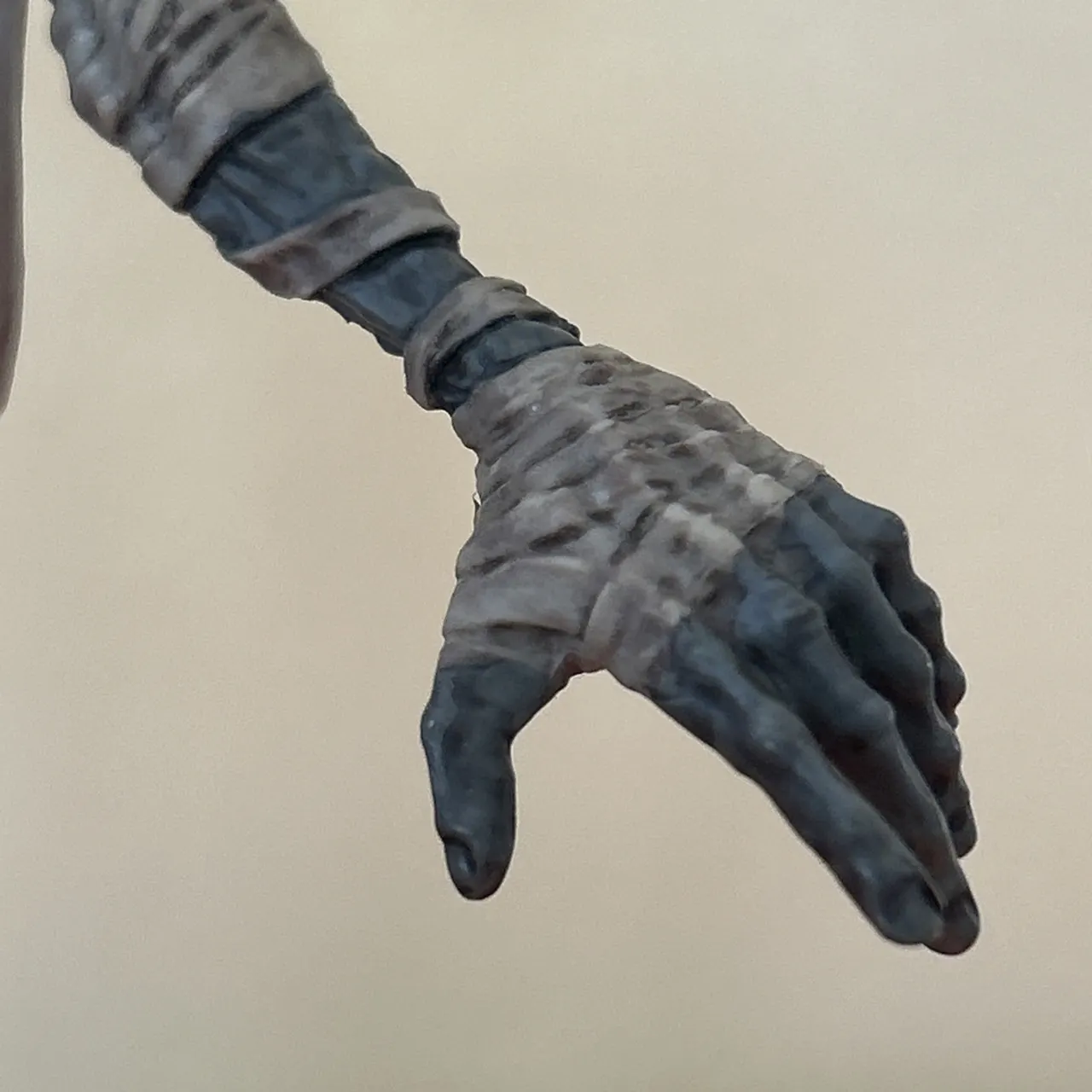 Noble Collection Mini Bendyfig The Mummy (Imhotep) 5.5in - Image 7