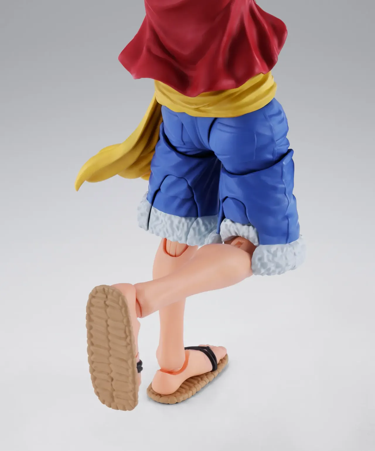 Bandai Spirits Monkey D. Luffy S.H.Figuarts 15 cm Figure - Image 9