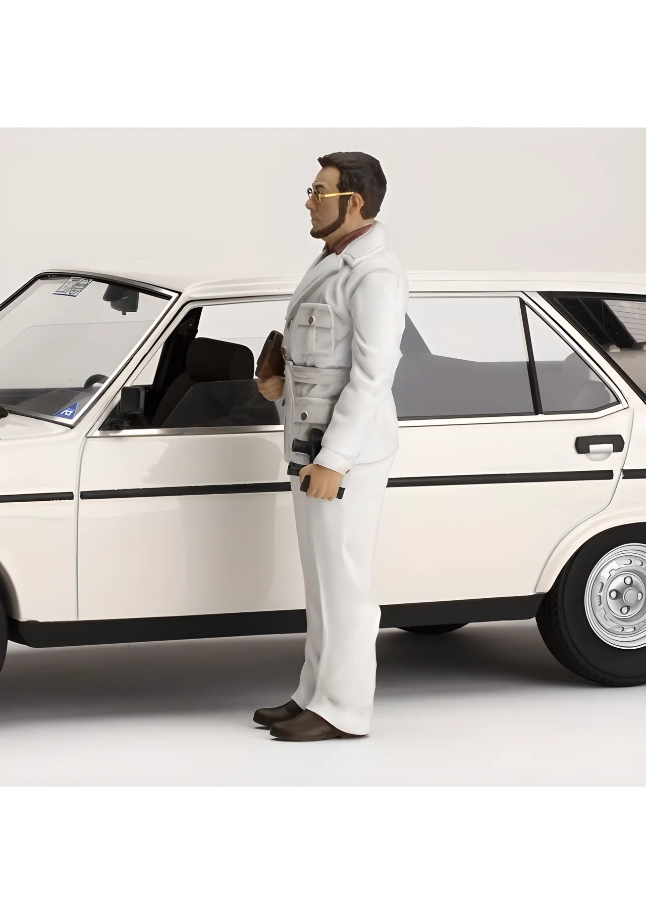 Infinite Statue Furio & Fiat 131 Panorama 1/18 Resin Action Figure - Image 5