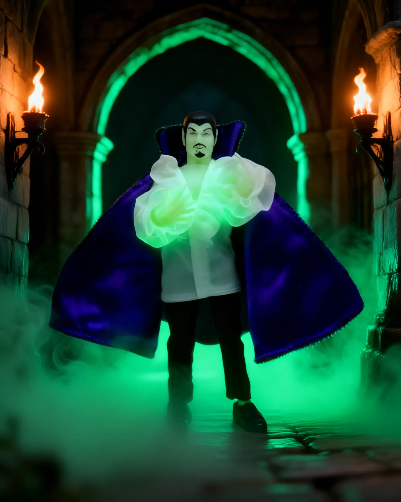 Mego Édition limitée 8" Dracula Lumière dans le Noir – Manteau violet - Image 9