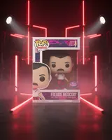 Funko Pop! Albums: Queen – Freddie Mercury Flash Gordon Vinyl Figure - Thumbnail 4