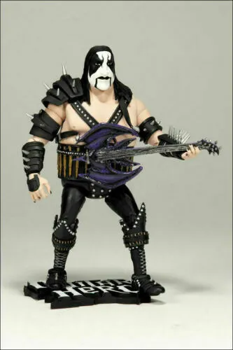 McFarlane Toys Traitor Guard (Darktide) Variant Chase 7" figurine articulée - Image 7