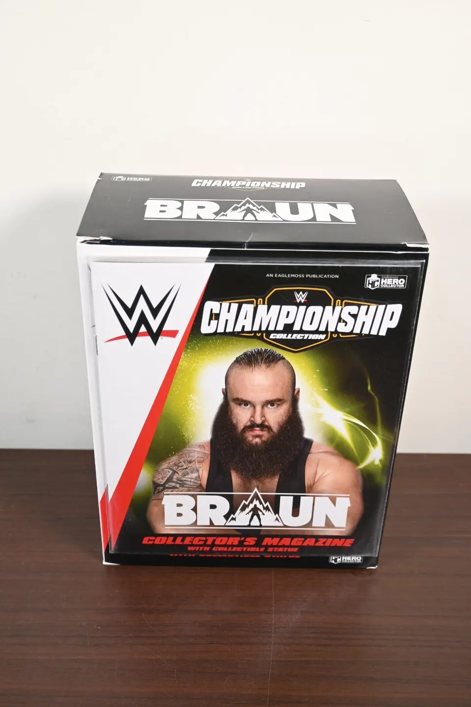 Eaglemoss Braun Strowman Hero Collector Statue – WWE - Image 4