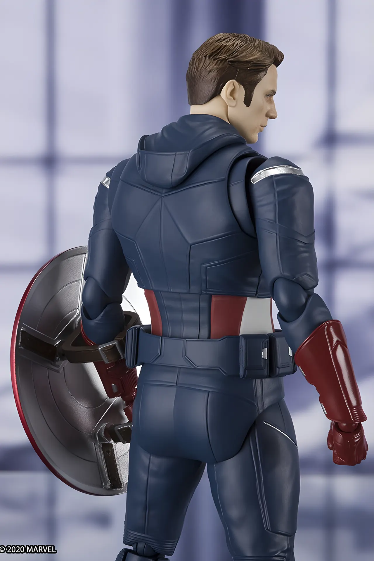 Bandai Tamashii Nations S.H.Figuarts Captain America Cap vs Cap – Blue - Image 6