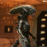 NECA Alien: Earth Ultimate Action Figure – Wendy Xenomorph 7" (18 cm) - Thumbnail 4