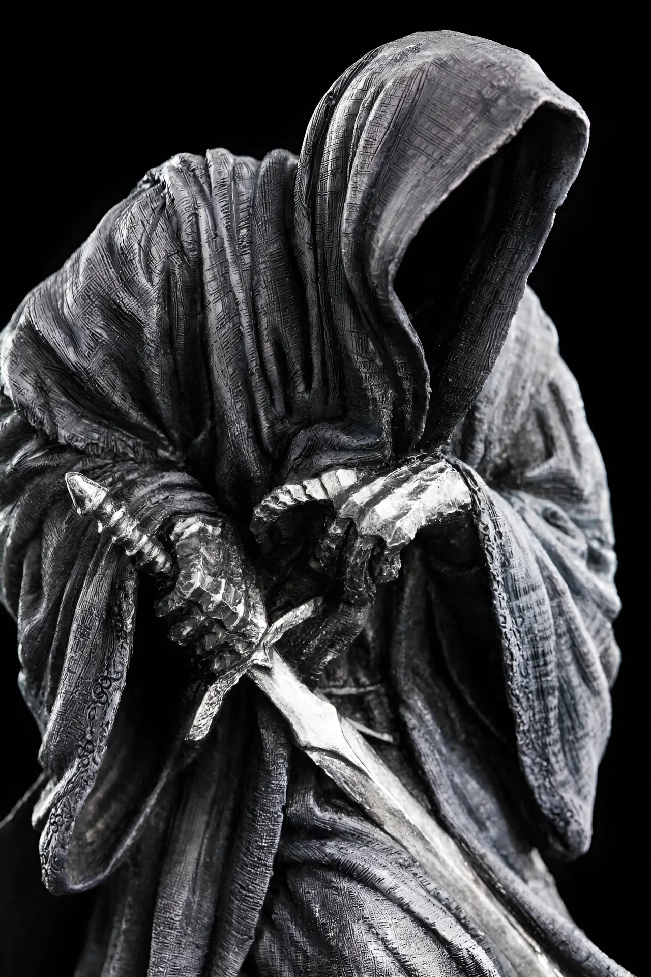 Weta Collictibles Ringwraith Premium Mini Statue – Lord of the Rings - Image 6
