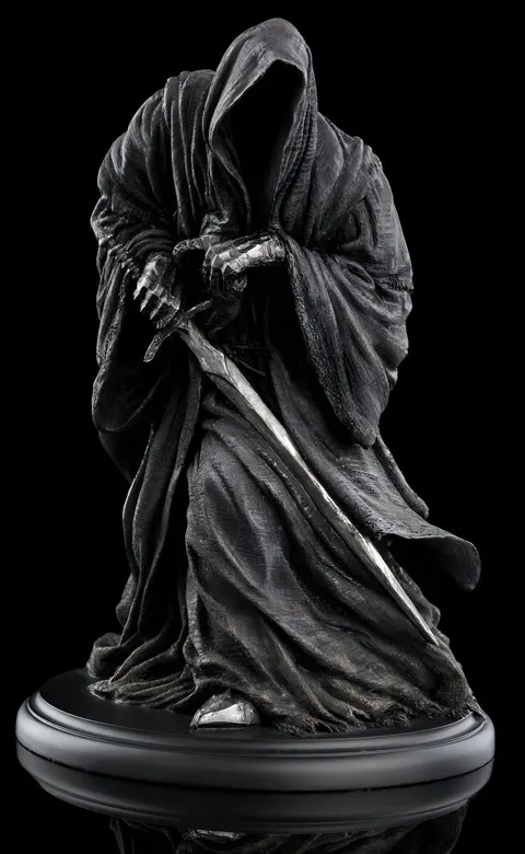 Weta Collictibles Ringwraith Premium Mini Statue – Lord of the Rings