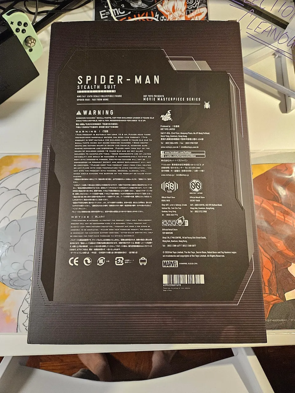 Hot Toys Spider‑Man Stealth Suit 1/6 Scale Deluxe Movie Masterpiece (MMS541) - Image 16