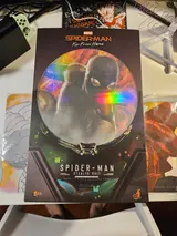Hot Toys Spider‑Man Stealth Suit 1/6 Scale Deluxe Movie Masterpiece (MMS541) - Thumbnail 15