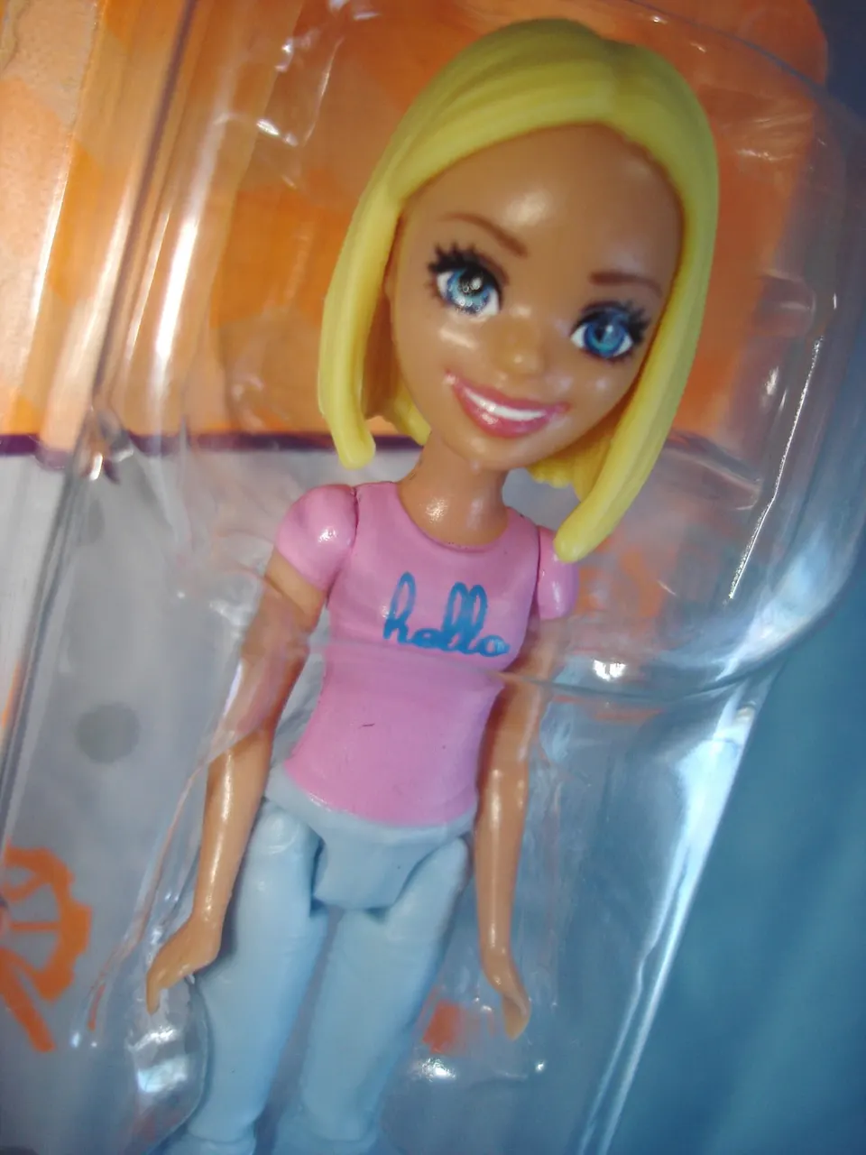 Mattel Barbie On The Go 4" Figure FHV73 – 2017 - Image 4