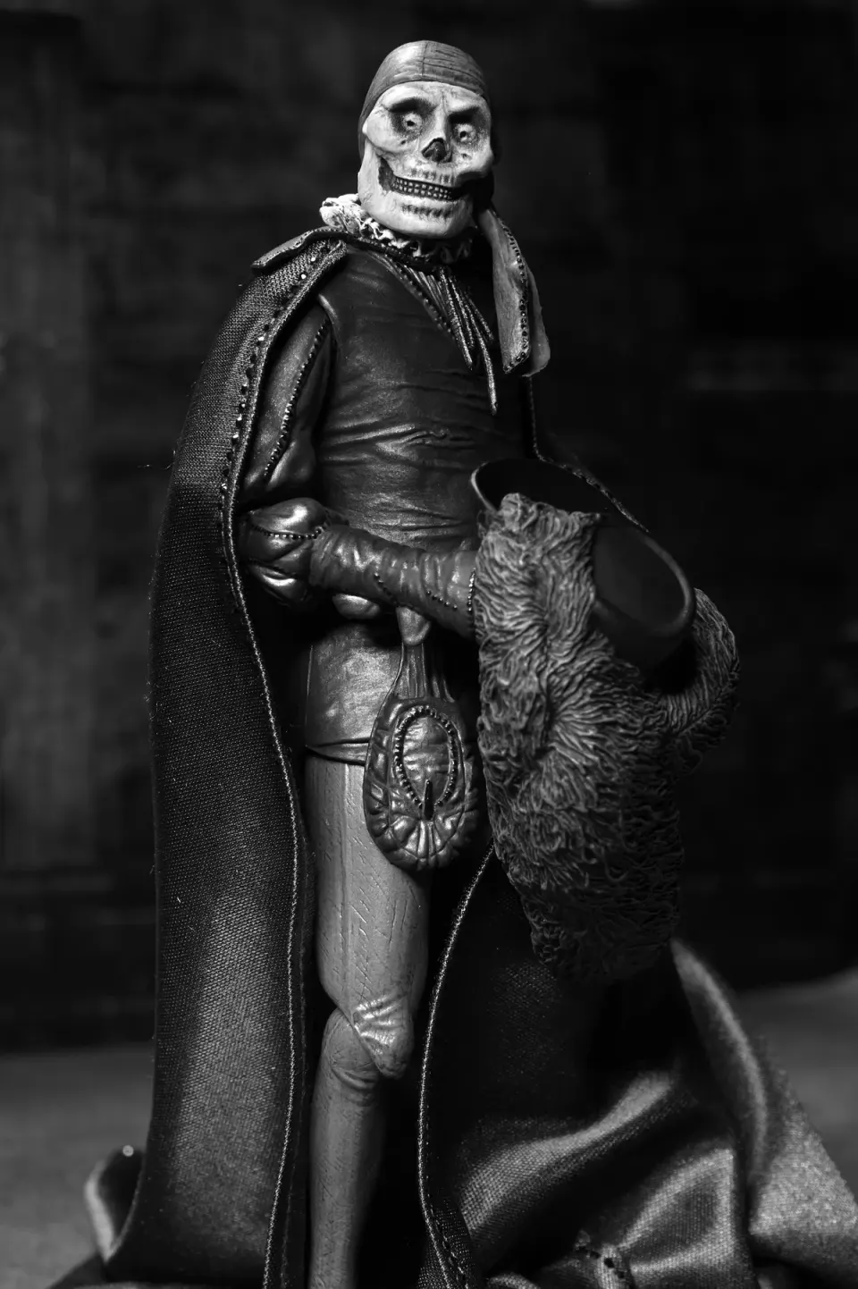 NECA Ultimate Phantom of the Opera 7\" Figure – Masque of the Red Death - Image 8