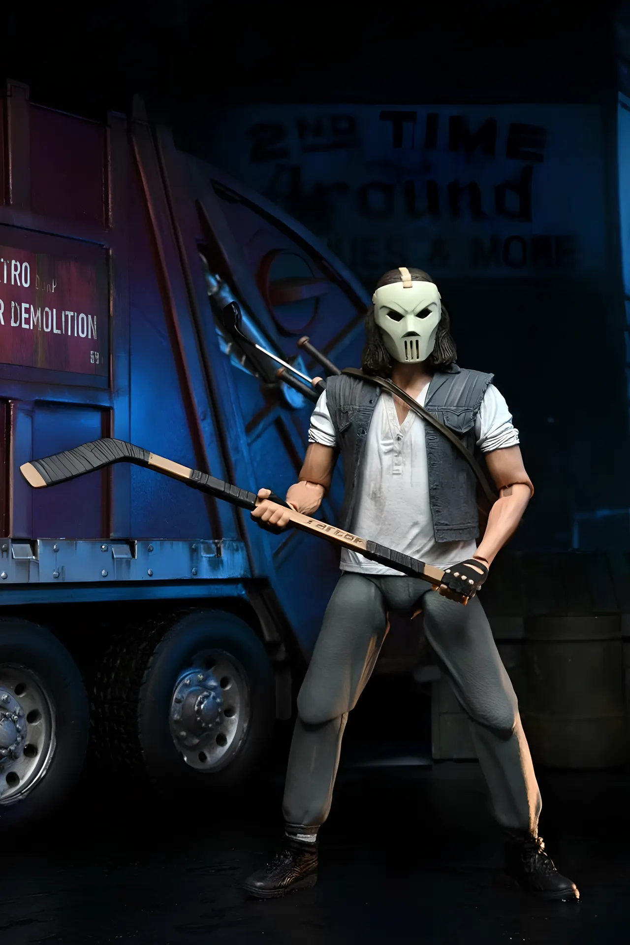NECA Teenage Mutant Ninja Turtles 1990 Movie Ultimate Casey Jones 7" Figure - Image 4