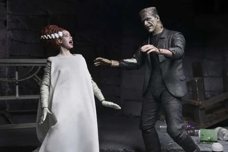NECA Universal Monsters 90e anniversaire Bride & Monster Two-Pack - Image 7