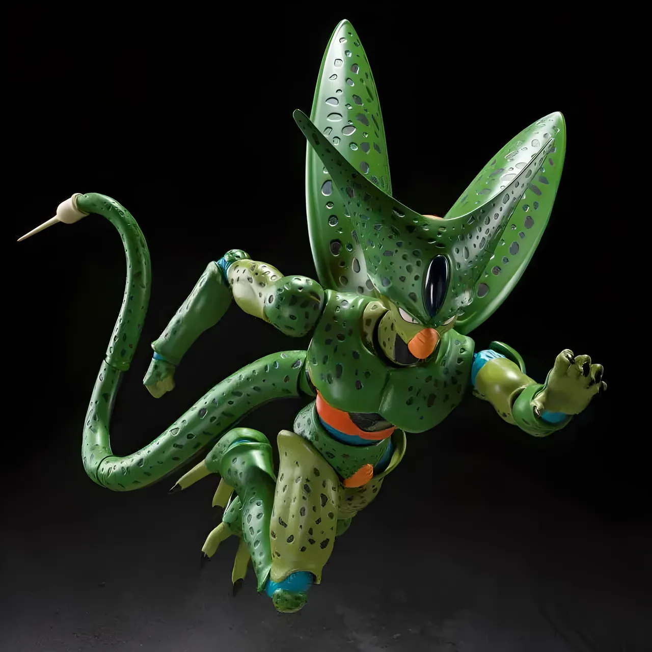 Bandai Tamashii Nations S.H.Figuarts Cell First Form Action Figure - Image 5