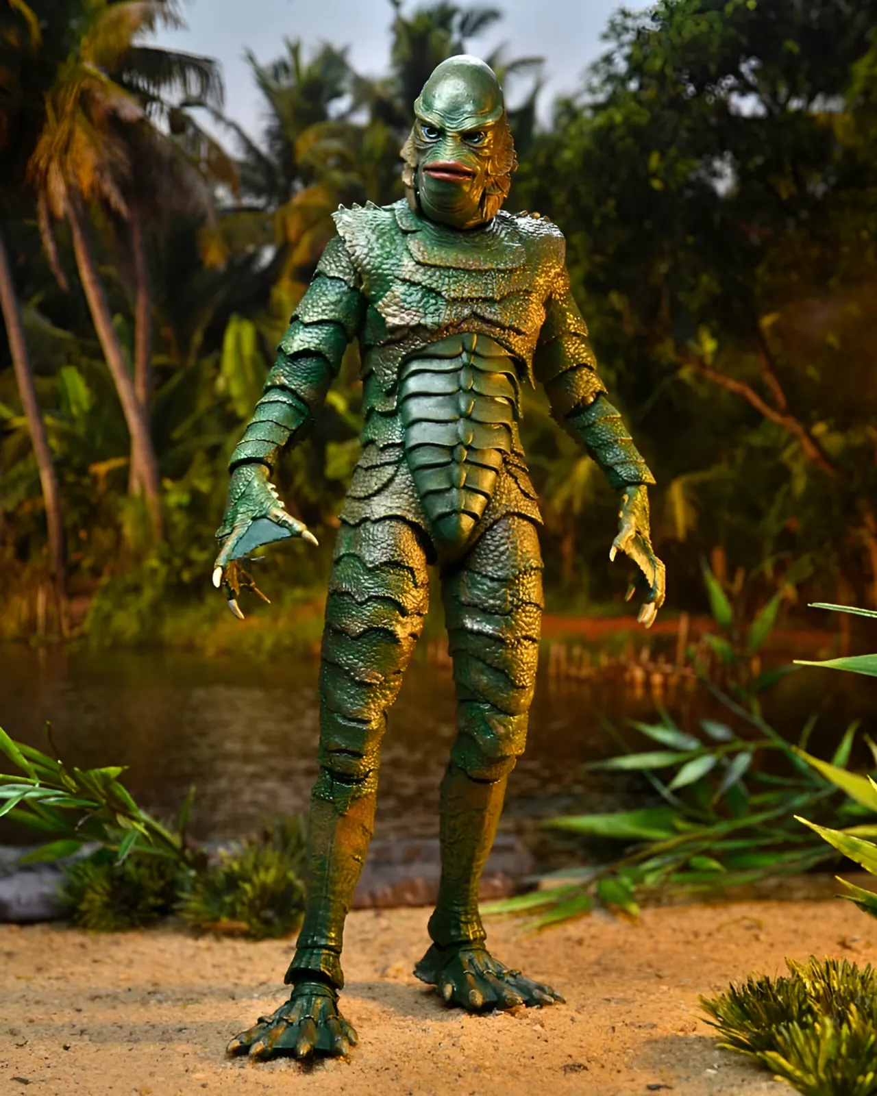 NECA Ultimate 7\" Creature from the Black Lagoon Action Figure (Color) - Image 8