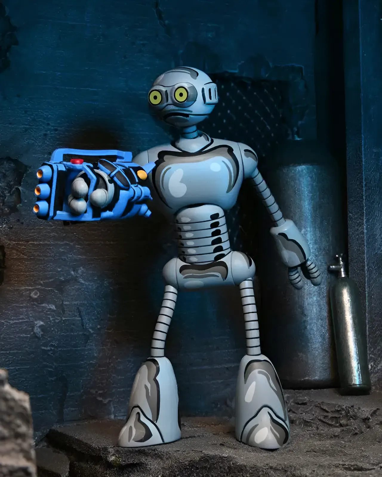 NECA Fugitoid Transmat Variant – Mirage Studios TMNT Action Figure - Image 4