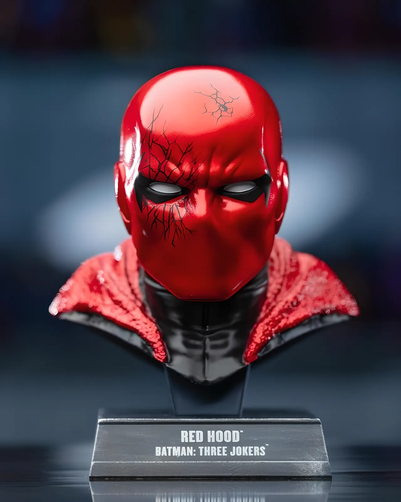 McFarlane Toys Red Hood Mask – Chase 1/3 (Three Jokers) - Image 1