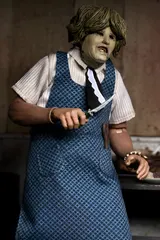 NECA Leatherface Old Lady Mask Clothed Action Figure – 20 cm - Thumbnail 5