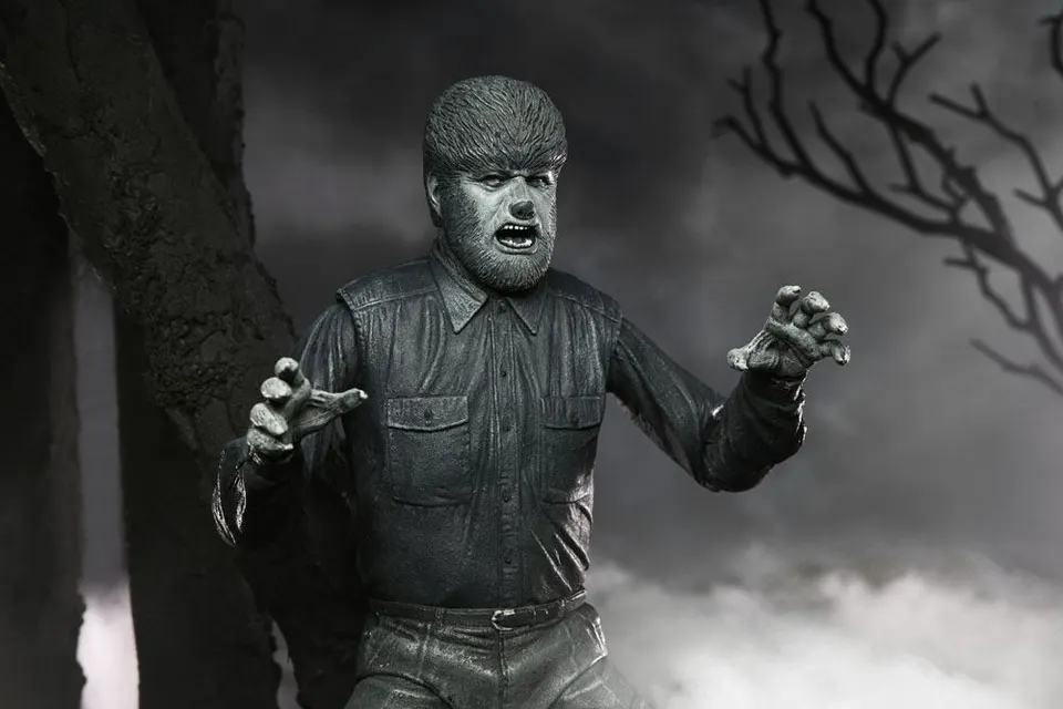 NECA Universal Monsters Ultimate Black & White Wolfman 7" Figure - Image 4