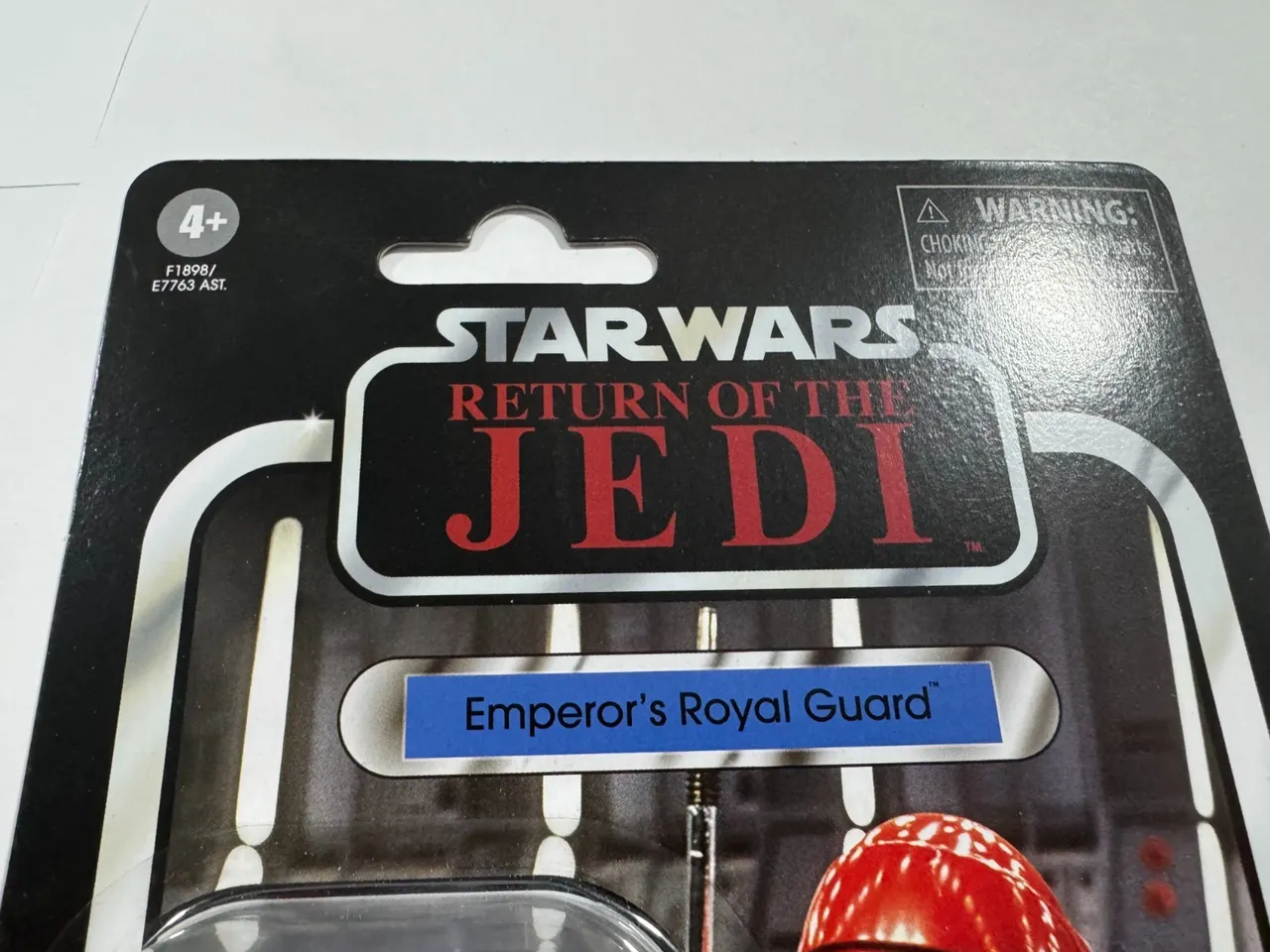 Hasbro Star Wars Emperor's Royal Guard VC105 Vintage 3.75" Figure - Image 2