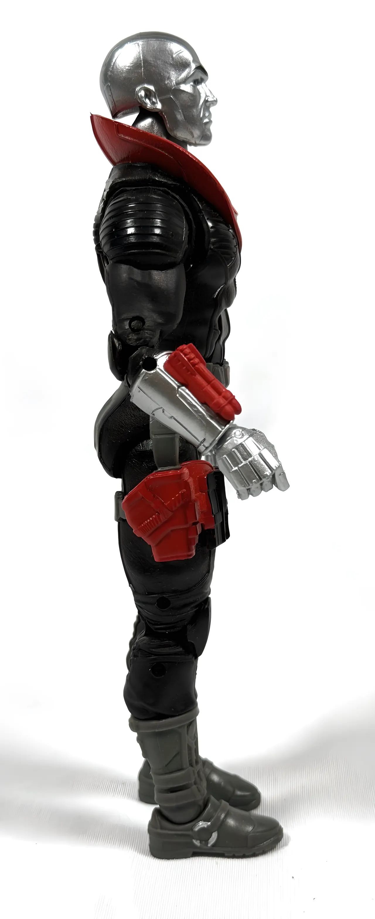 Hasbro G.I. Joe Classified Retro Carded Animated Destro 6" Figure - Image 3