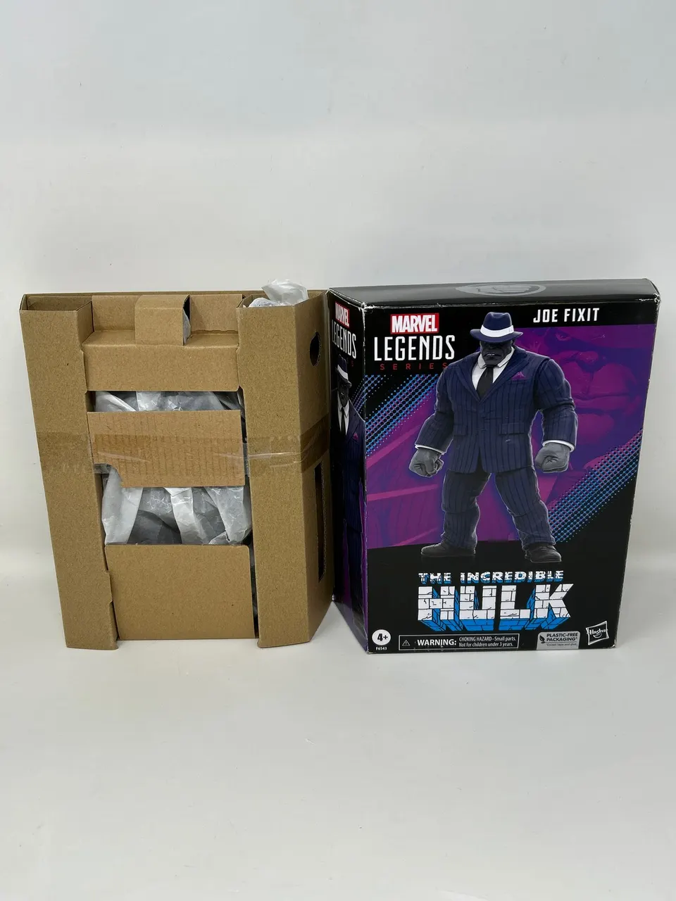 Hasbro Marvel Legends Deluxe 21cm Hulk – Joe Fixit Figure - Image 4