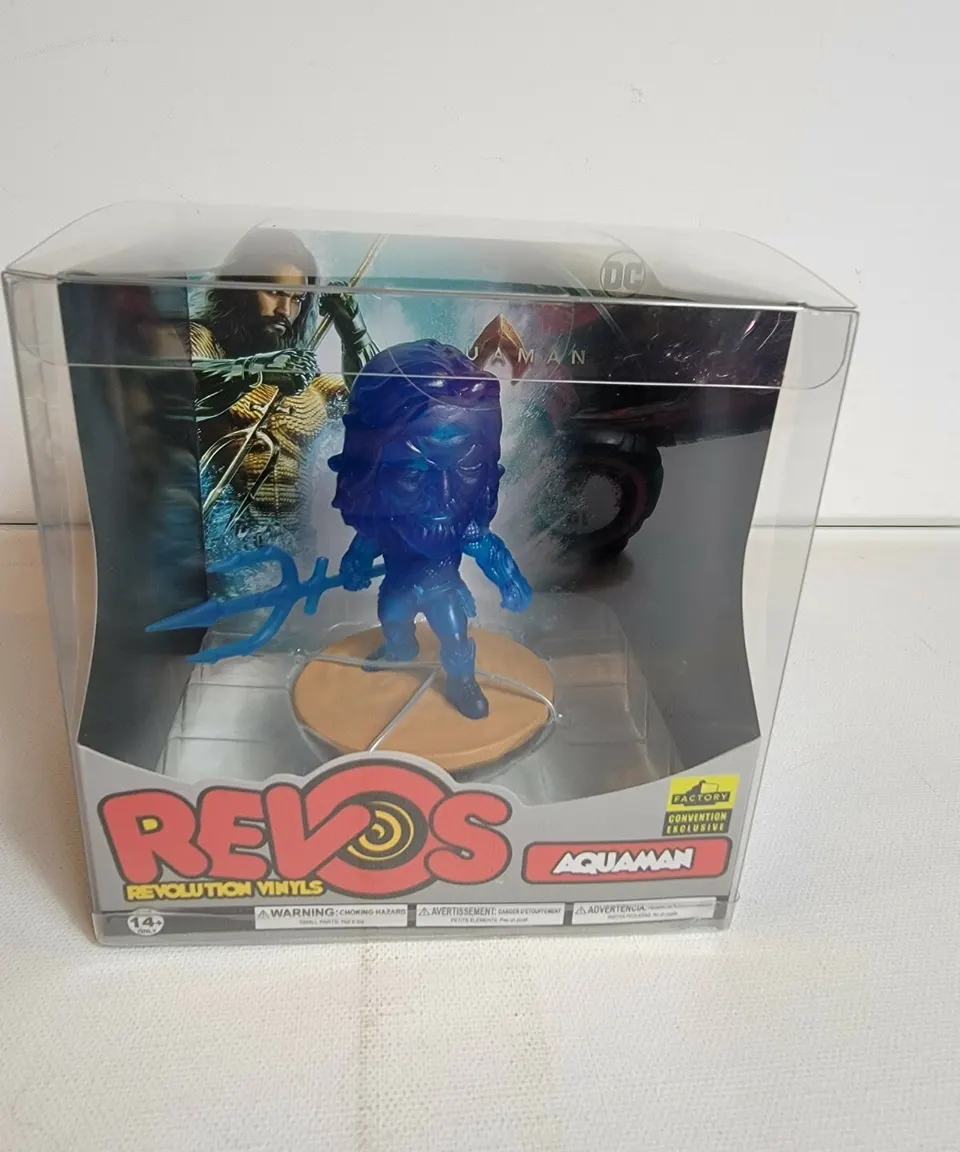 Revo Aquaman Translucent Ocean Blue Figure – REVO Series - Image 5