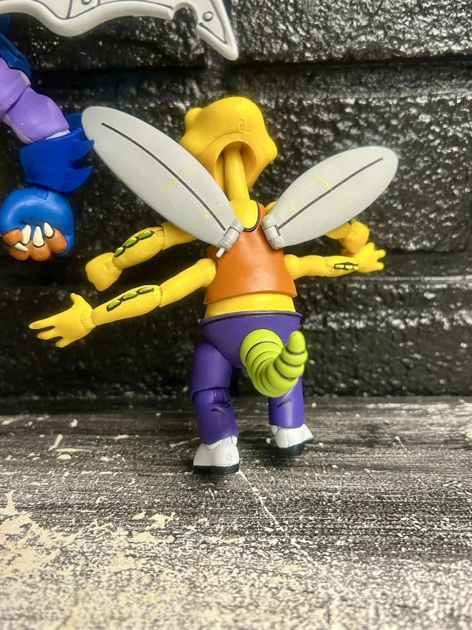 NECA TMNT 7-Inch Cartoon Series 2-Pack – Wingnut & Screwloose - Image 2