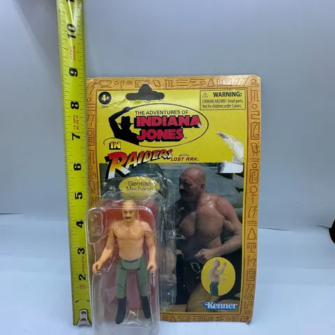 Hasbro Indiana Jones German Mechanic F6079 – Retro Collection 3.75"
