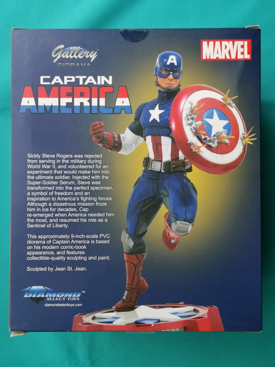 Diamond Select Toys Captain America 9" PVC Diorama Figure – Sealed - Image 1