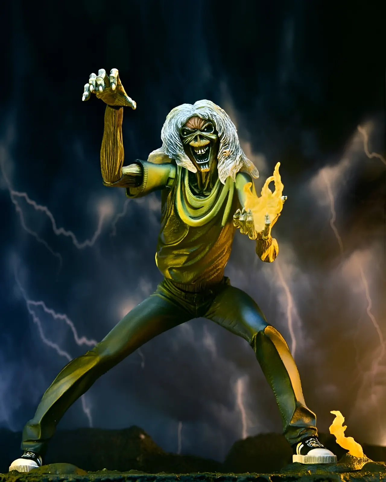 NECA Iron Maiden Ultimate Eddie the Head – 40th Anniversary 7" Figure - Image 4
