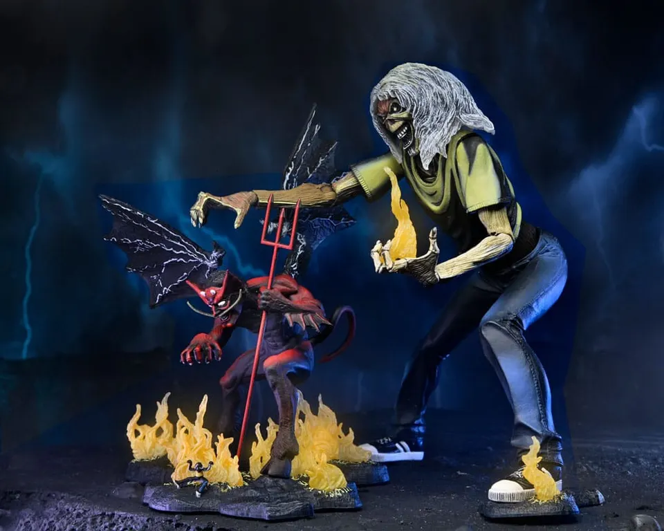 NECA Iron Maiden Ultimate Eddie the Head – 40th Anniversary 7" Figure - Image 7