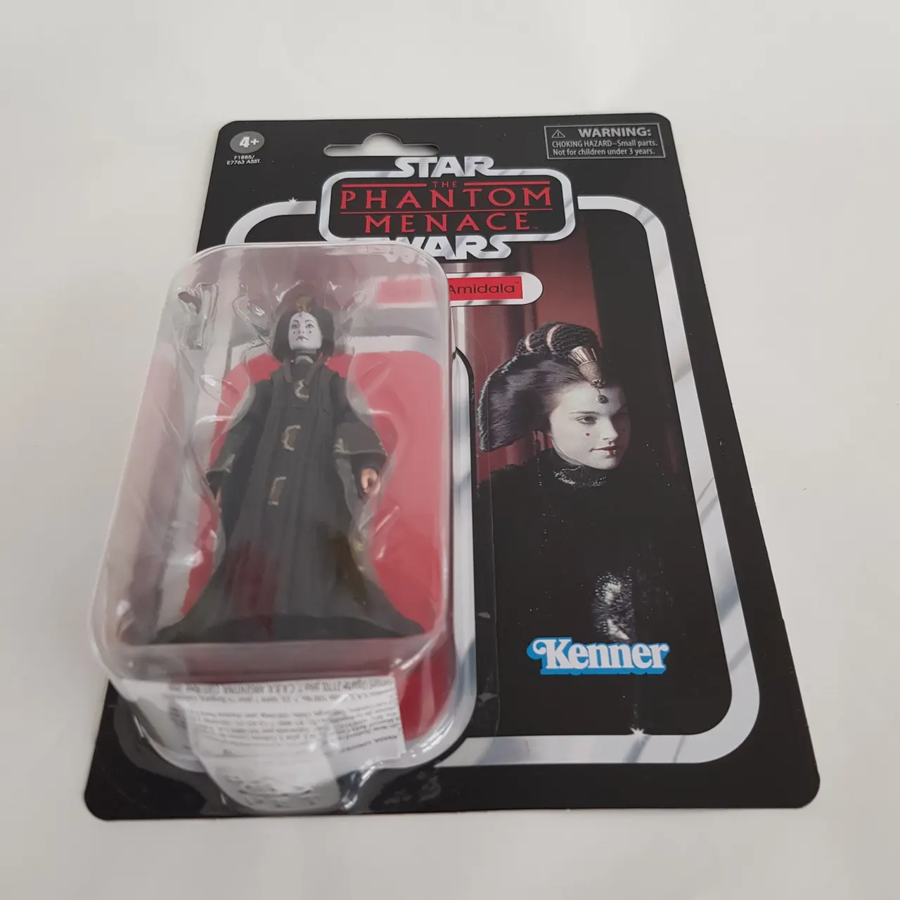 Hasbro Star Wars Vintage Collection VC84 Queen Amidala Figure 3.75" - Image 7
