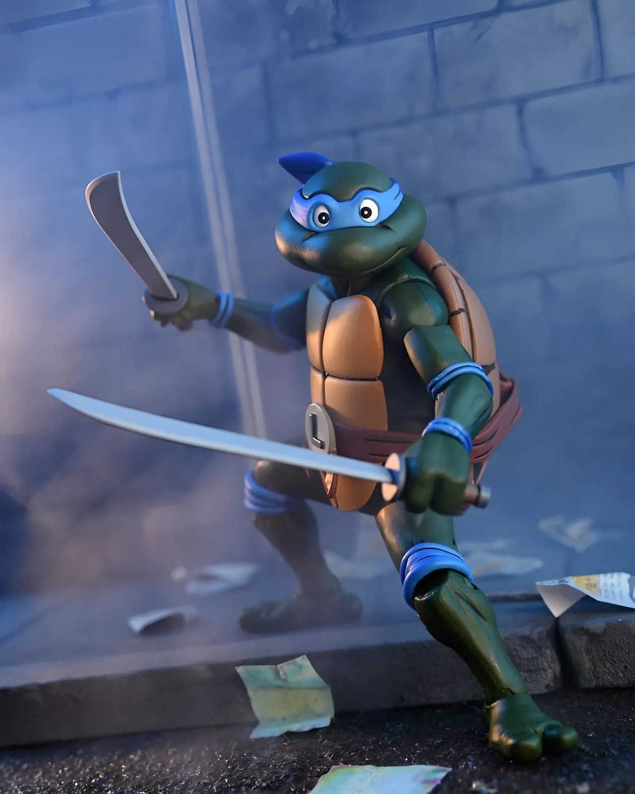 NECA TMNT Leonardo Ultimate 7\" Action Figure (2023) - Image 2