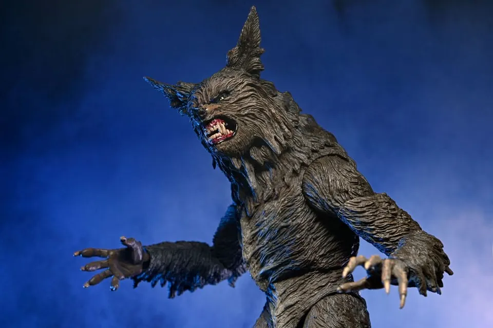 NECA The Howling Ultimate Werewolf Action Figure – 7" Scale - Image 5