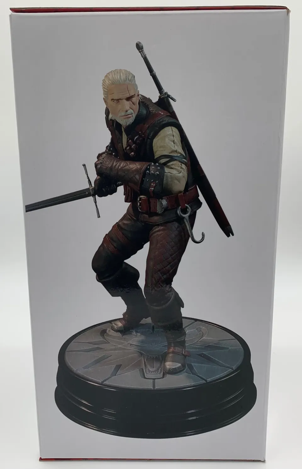 Dark Horse Geralt of Rivia Manticore Figure – Standard Edition - Image 6