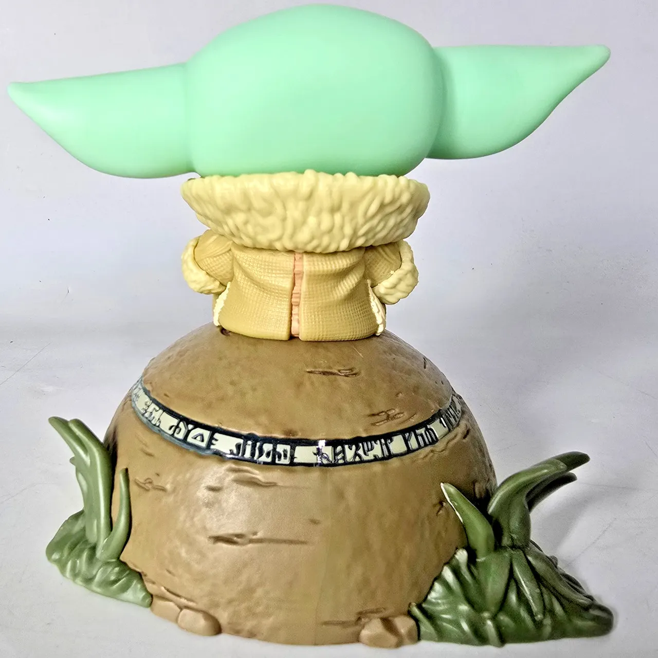 Funko Pop! Grogu Using The Force Pop Vinyl #485-58390 – 12.1 cm - Image 2