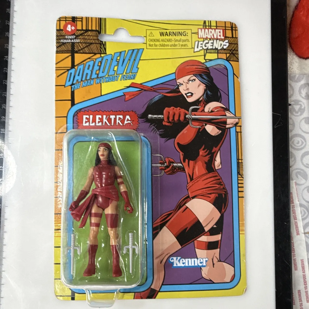 Hasbro Marvel Legends Retro 375 Elektra 3.75" Action Figure - Image 3