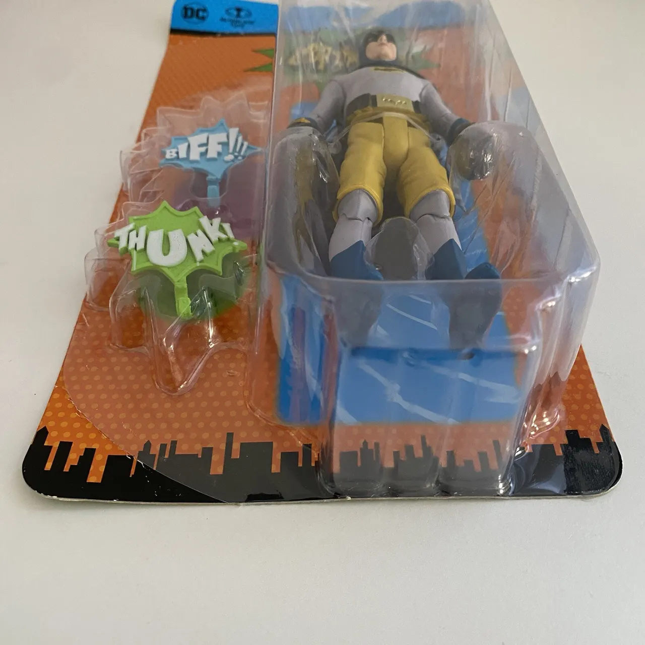 McFarlane Toys Batman '66 Boxing Figure – 6" DC Retro - Image 1