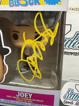 Funko Pop! Joey McIntyre #313 NKOTB Signed Autograph Vinyl Figure - Thumbnail 6