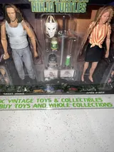 NECA Teenage Mutant Ninja Turtles 1990 Movie 7" April O'Neil & Casey Jones 2-Pack Action Figures - Thumbnail 19