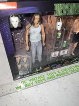 NECA Teenage Mutant Ninja Turtles 1990 Movie 7" April O'Neil & Casey Jones 2-Pack Action Figures - Thumbnail 17