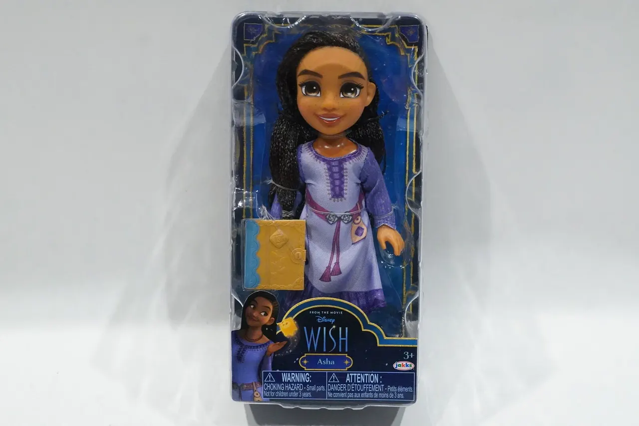 Jakks Pacific Asha 6" Petite Poseable Figure – Disney Wish - Image 7