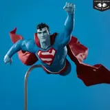 DC Direct Superman Lee Bermejo 1/10 Resin Statue – Limited - Thumbnail 1