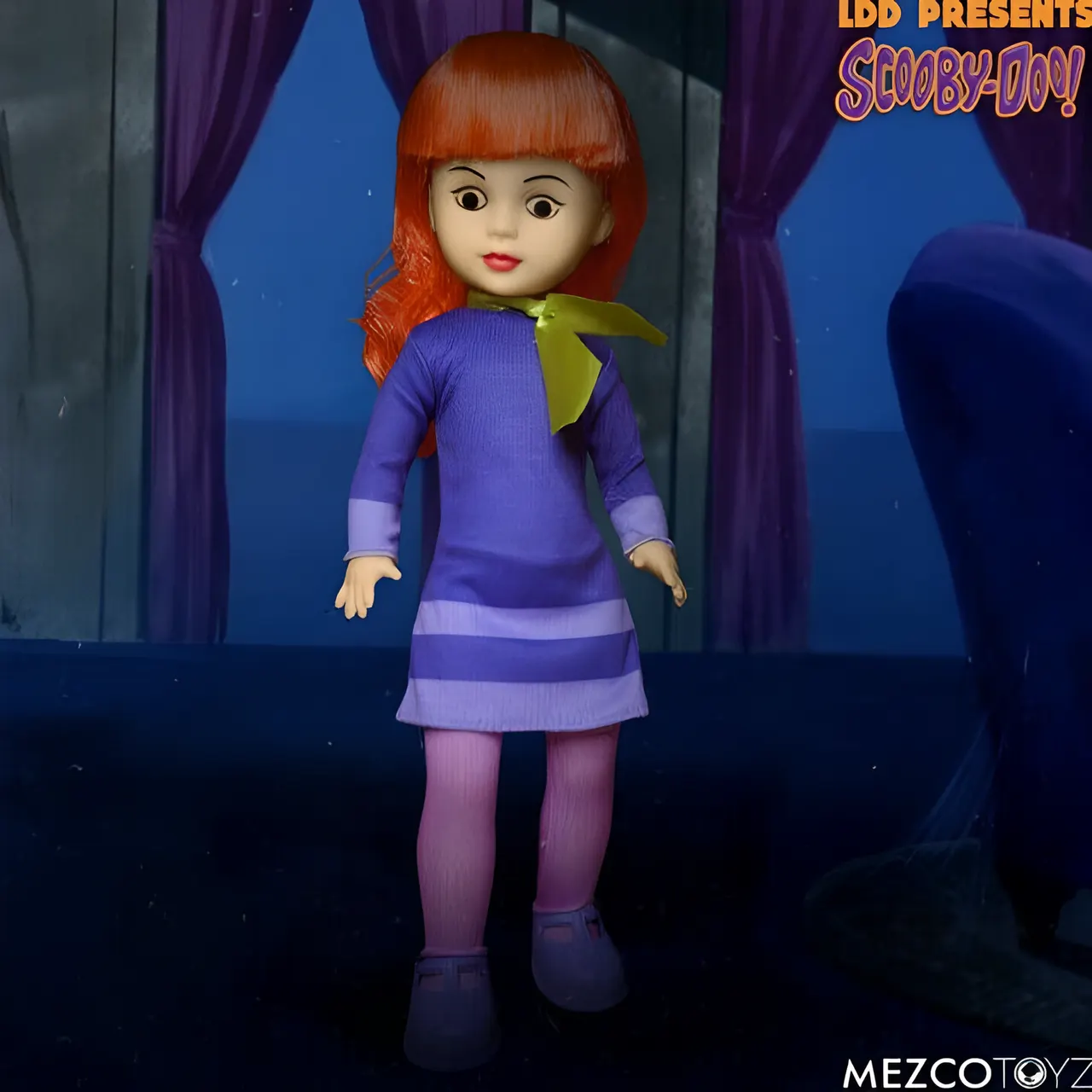 Mezco Living Dead Dolls 10" Daphne Scooby-Doo Figure – 10 Inch - Image 1