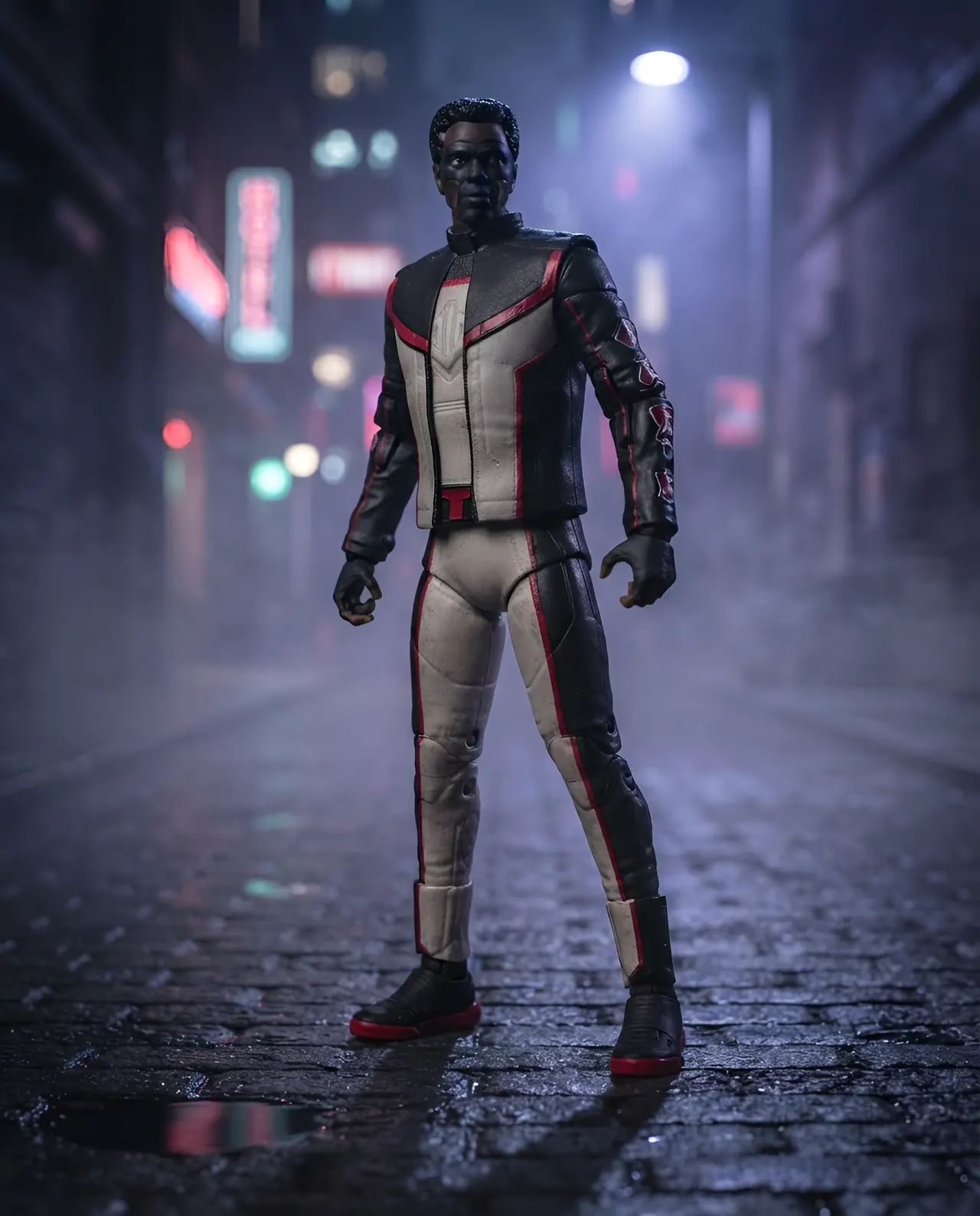 McFarlane Toys Mister Terrific Red Platinum Edition - DC Multiverse 7" - Image 8