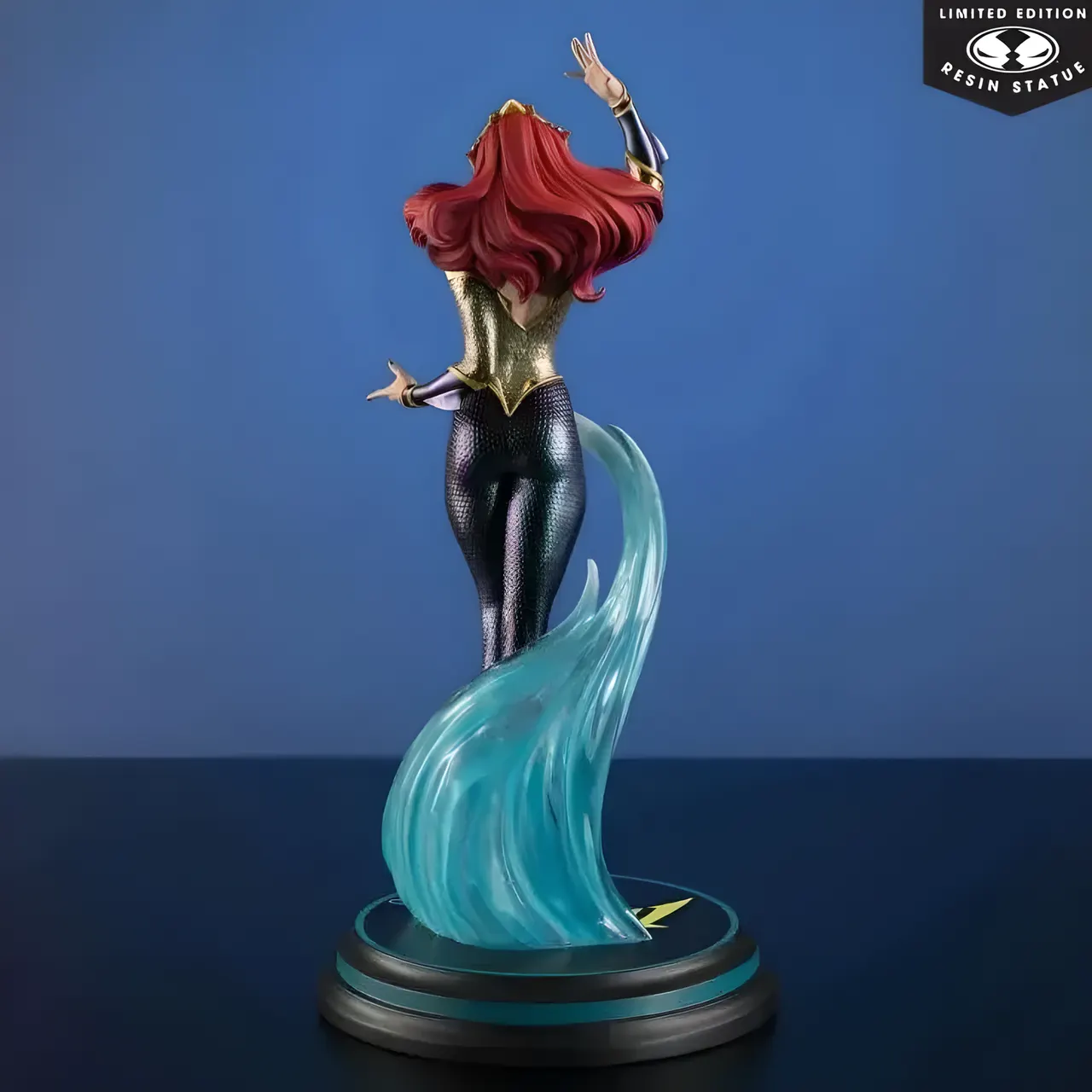 McFarlane Toys DC Cover Girls Mera J. Scott Campbell 1:8 Resin Statue - Image 2