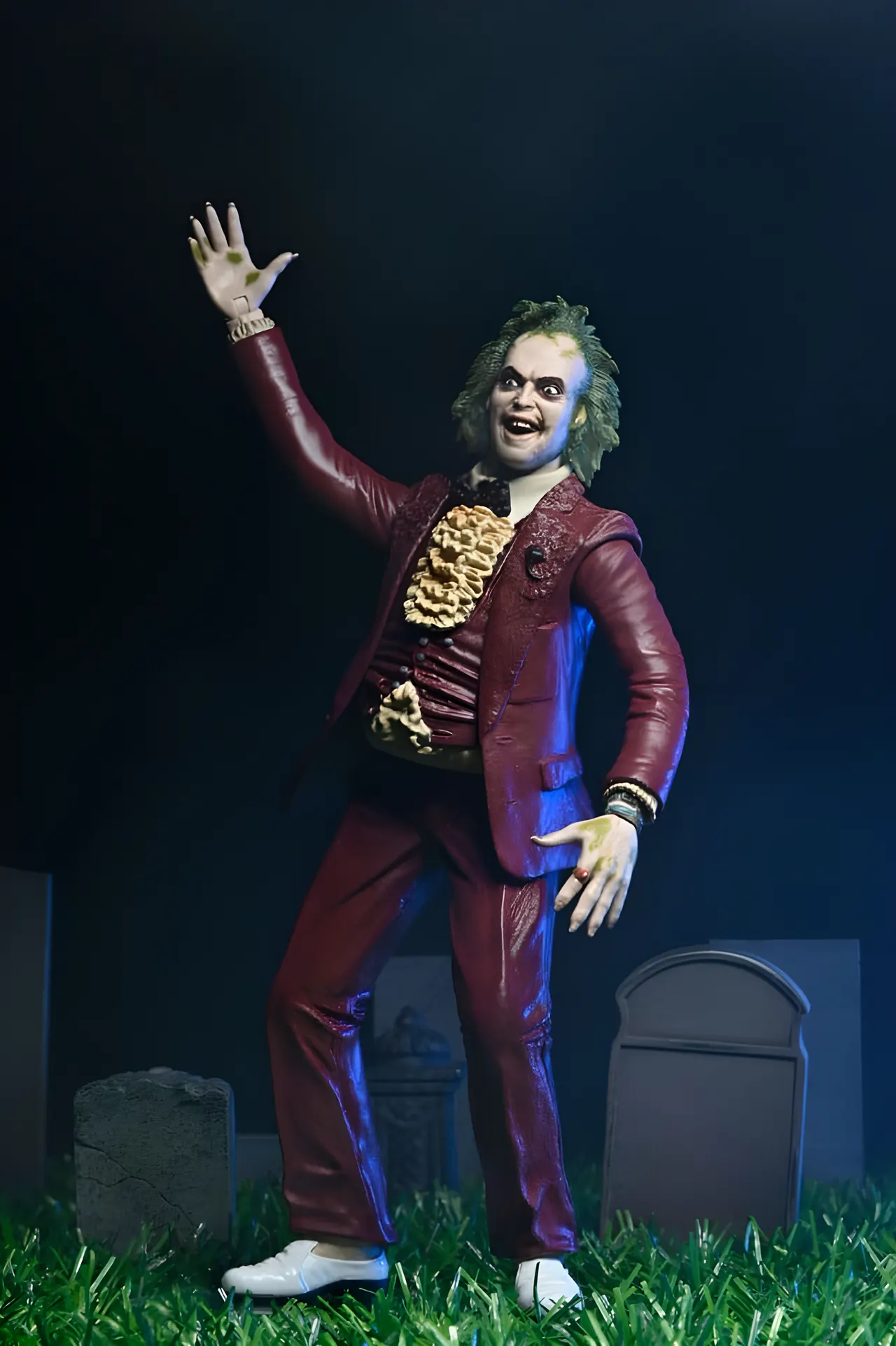 NECA Beetlejuice Red Tuxedo 18 cm Action Figure – 1/4 Scale - Image 4